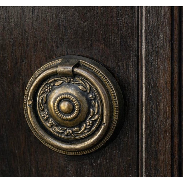 Late 19th Century American Gentleman’s Dressing Cabinet in Original Deep Brown Finish – Circa 1890–1905 For Sale - Image 4 of 11