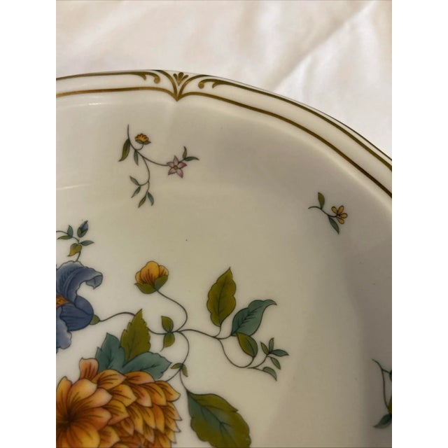 White Vintage Wedgewood Floral Trinket Dish For Sale - Image 8 of 9