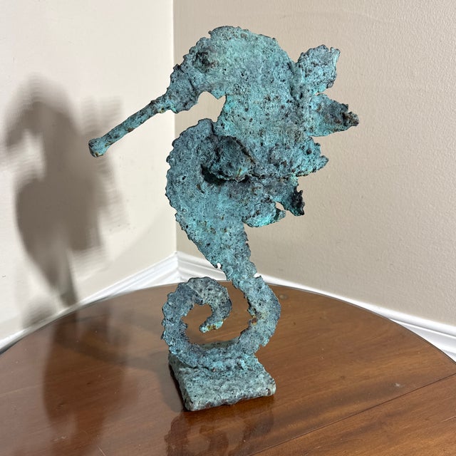 Superb Artist Made Bronze Flower Sculpture that was Made by a local Atlanta artist, nice brass and bronze textured flower...