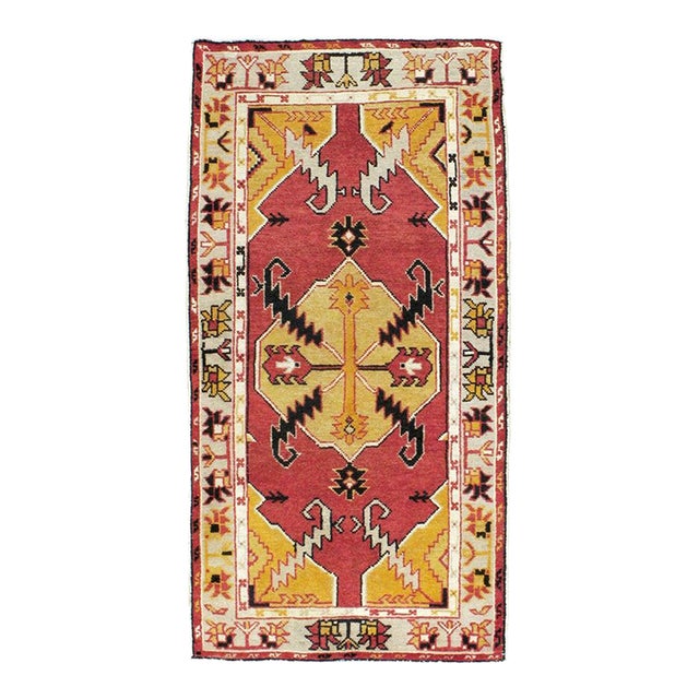 Mid-20th Century Handmade Turkish Oushak Throw Rug For Sale