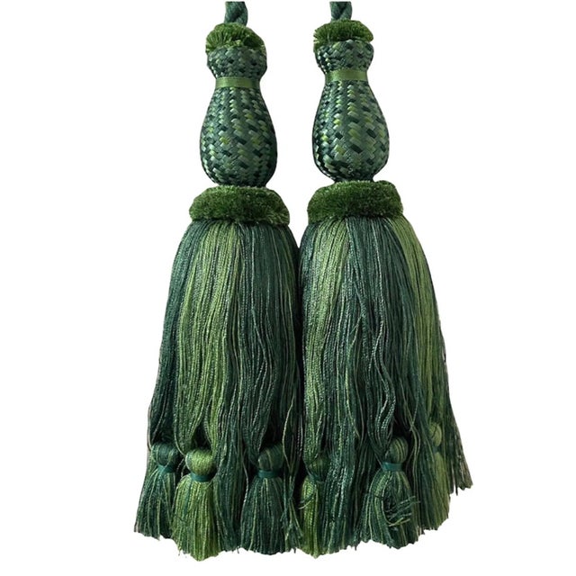 English Contemporary Emerald Double Tassel Tiebacks- a Pair For Sale - Image 3 of 6