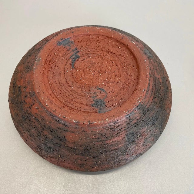 Ceramic Studio Pottery Bowl Shell Element by Gerhard Liebenthron, Germany, 1970s For Sale - Image 17 of 18