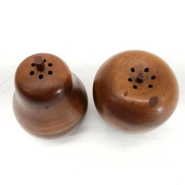 Mid Century Modern Wood Minimalist Pear and Apple Salt and Pepper Shakers Danish Modern In good condition, minor wear,...