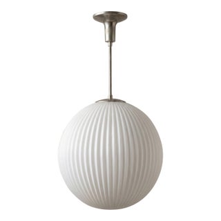 Vintage Louis Kalff Per Philips – Lampada a Sospensione in Vetro Opalino, Anni ’60 For Sale