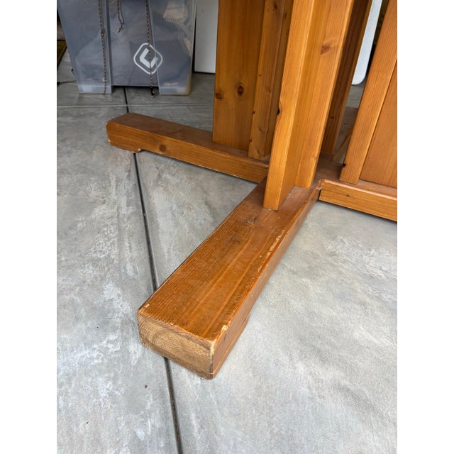 1970s Mid-Century Rainer Daumiller Inspired Solid Pine Round Pedestal Dining Table For Sale - Image 10 of 11