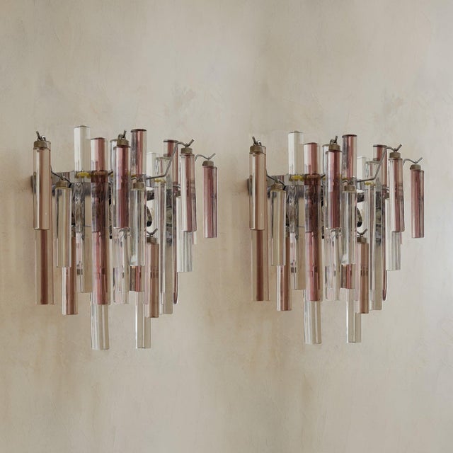 Modern Pair of Pink Triedri Glass Sconces by Venini, 1960s For Sale - Image 3 of 11