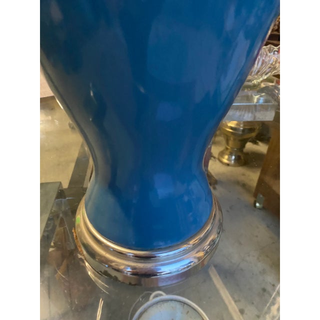 English 1970s Blue Ginger Jar Lamp For Sale - Image 3 of 4
