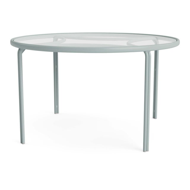Brown Jordan Kantan Aluminum 48" Round Dining Table in Harbor For Sale