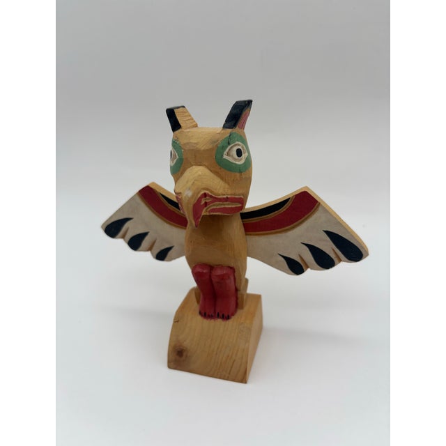 Vintage Alaska Black Diamond Hand-Carved Painted Wood Bird Totem Sculpture For Sale - Image 4 of 12