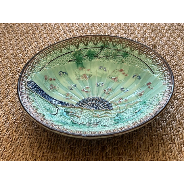 Japonisme Antique Villeroy & Boch Majolica Fan Bowl, C. 1900 For Sale - Image 3 of 9