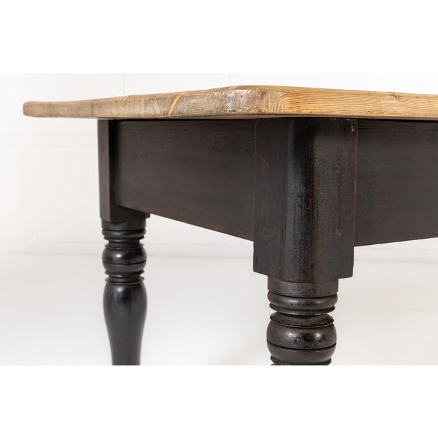 Antique English Farmhouse Table in Pine, 1800s For Sale - Image 6 of 11