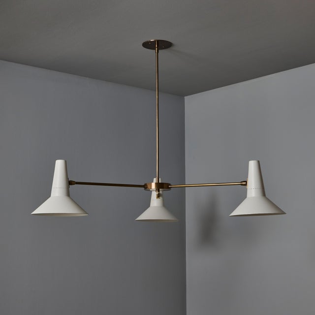 Large Three-Cone White and Brass Chandelier in the Style of Giuseppe Ostuni For Sale - Image 11 of 12