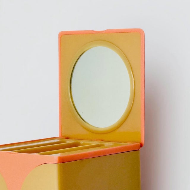 1970s Vintage Vanity Box in Plastic with Mirror, 1970s For Sale - Image 5 of 11