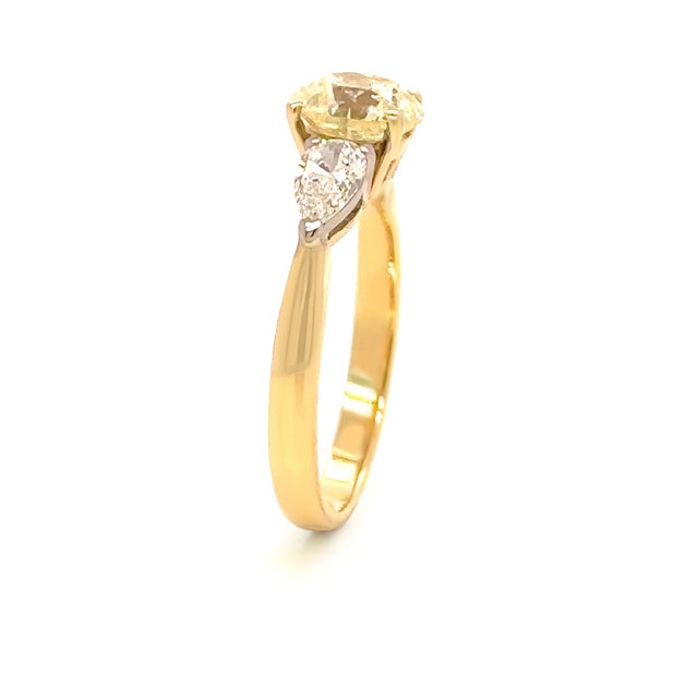 2020s Dcla 18ct Yellow & White Gold Diamond Engagement Ring 1.79ct 3.64g, Size 6 For Sale - Image 5 of 10