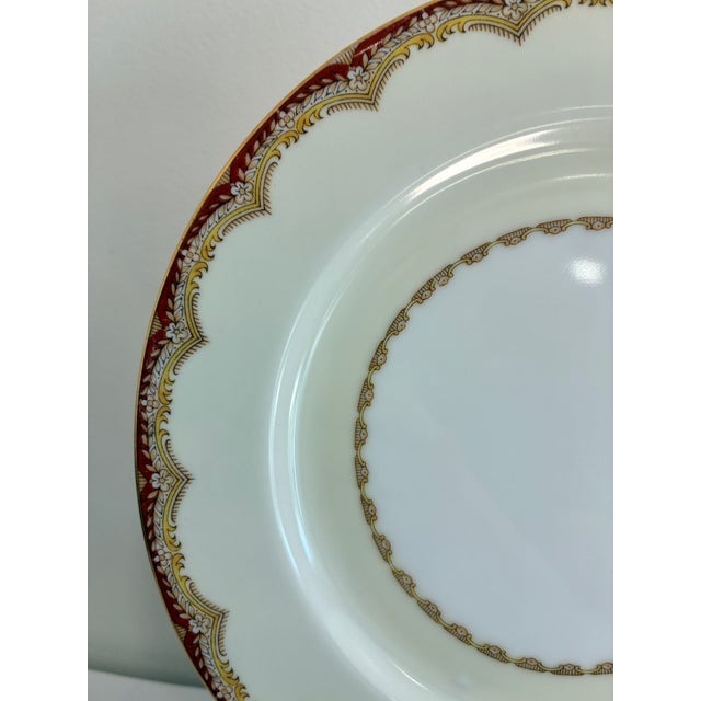 Vintage Mid-Century Modern Meito Celestine Red and Gold Dinner Plates – Set of 12 For Sale - Image 4 of 11