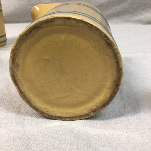1920s Buckeye Yellow Ware Stoneware Pitcher With 5 Mugs-Set of 6 For Sale - Image 9 of 12