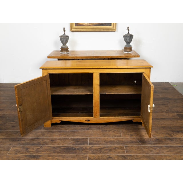 French 19th Century Pine Buffet with Two Doors and Carved Ogee Bracket Feet For Sale In Atlanta - Image 6 of 11