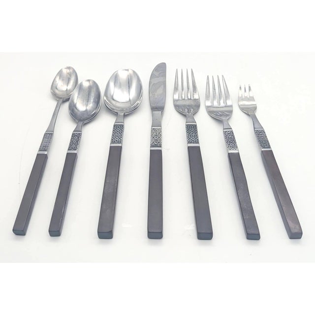 Oneida 1960s Oneida Northland "Anticipation" Stainless Steel & Teak Composite Flatware, Set of 49 Pieces For Sale - Image 4 of 13