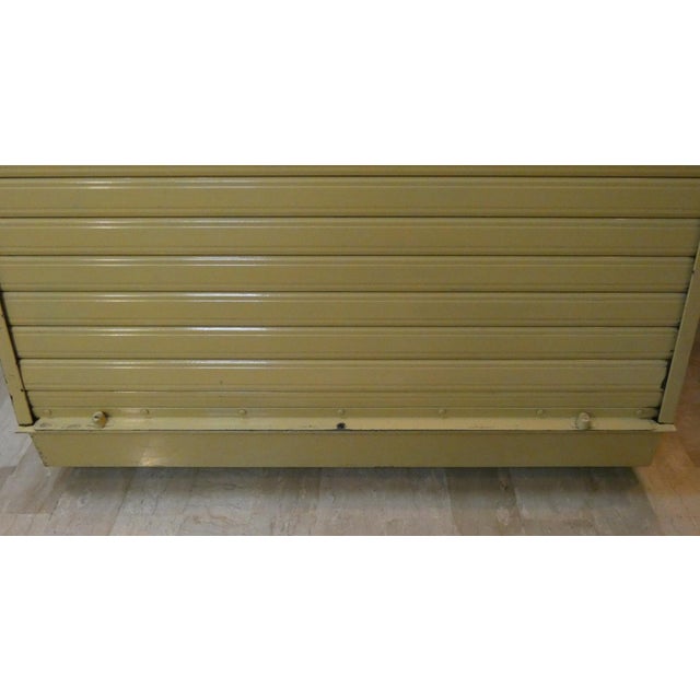 Painted Iron Display Stand with Shutter Closure, Italy, 1960s For Sale - Image 15 of 18