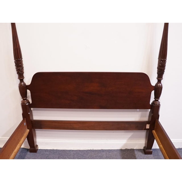 Late 20th Century Thomasville Furniture Mahogany Collection Traditional Style Queen Size Four Poster Bed 14511-575 For Sale - Image 5 of 11