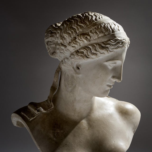Antique White French Art Deco Period Bust of Venus of Arles, Circa 1920 For Sale - Image 8 of 9