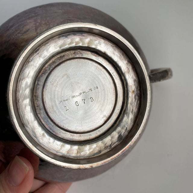 Vintage Art Deco Derby Silver Plate Co Hammered Lidded Sugar Bowl For Sale - Image 9 of 10