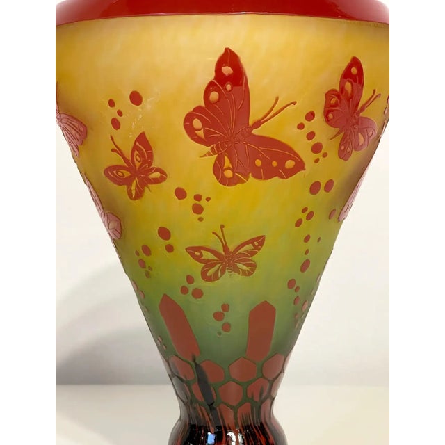 Early 20th Century Le Verre Francais 'Papillons' French Cameo Art Glass Vase For Sale In Greensboro - Image 6 of 11