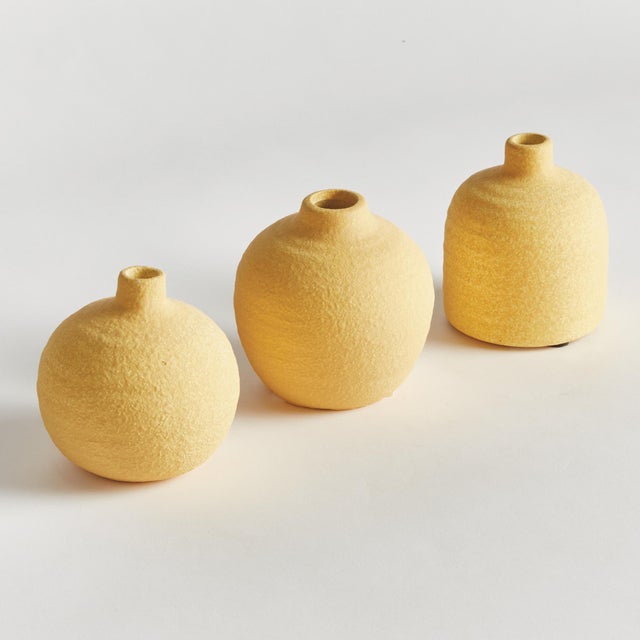 Kenneth Ludwig Chicago Jordan Bud Vases, Set Of 3 For Sale - Image 4 of 5