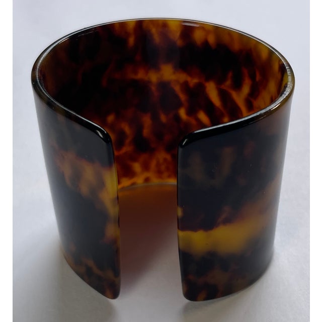 Traditional 1990s Faux Tortoise Patterned Cuff - For Sale - Image 3 of 7