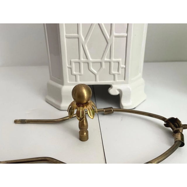 White Chapman Fretwork Pagoda Lamp & Shade For Sale - Image 8 of 14