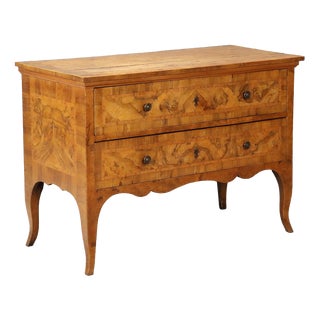 Italian Chest of Drawers in Walnut For Sale