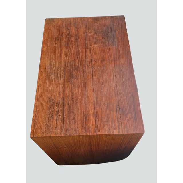 Vintage Mid-Century Modern Walnut Chest of Drawers For Sale - Image 11 of 13