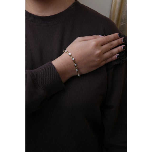 Early 21st Century 10K Yellow Gold Plated .925 Sterling Silver 1.0 Cttw Miracle Set Diamond Bezel Style Station Link Bracelet (H-I Color, I3 Clarity) - Size 7" For Sale - Image 5 of 6