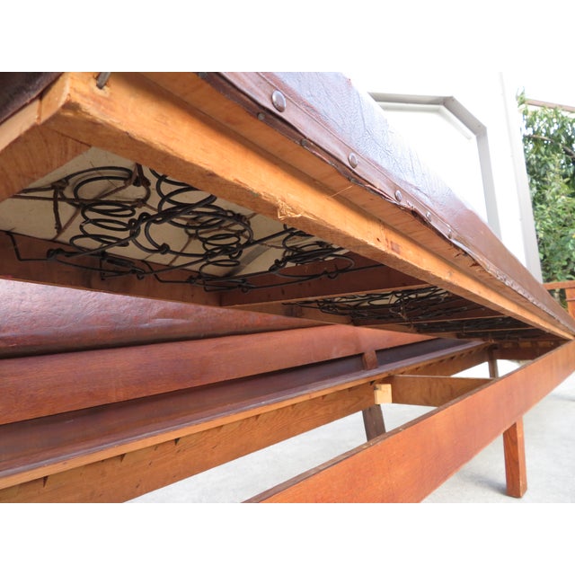 Rare 10ft Arts & Crafts Tiger Oak Leather Bench ~ Train Station or Fraternal Club Seating ~ Limbert / Stickley Craftsman Era For Sale - Image 18 of 18
