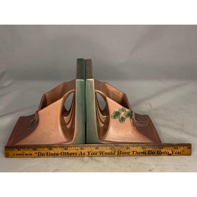 Pink Roseville Pottery Columbine Planter Bookends, c. 1940s For Sale - Image 8 of 9