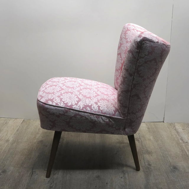 Vintage Pink Cocktail Chair with Wooden Legs For Sale - Image 6 of 11