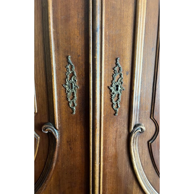 Antique Armoire French Loui XV Walnut 19th Century For Sale In Seattle - Image 6 of 8