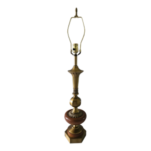 Mid 20th Hollywood Regency Style Wood and Brass Table Lamp