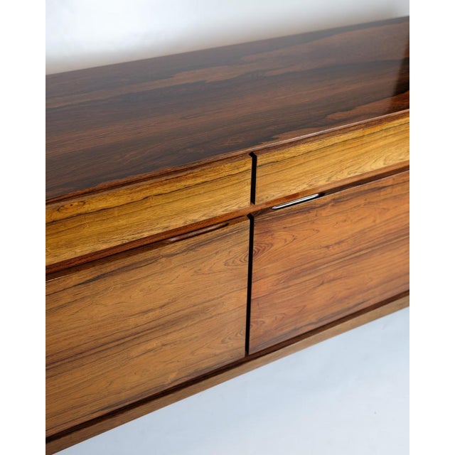 Model FA66 Sideboard in Rosewood by Ib Kofod-Larsen for Faarup Furniture, 1960s For Sale - Image 17 of 18