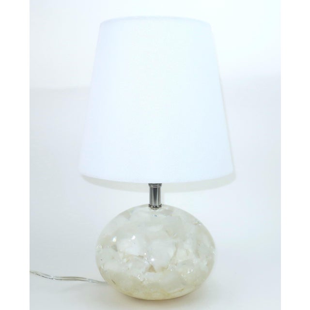 Mid-Century Modern Currey & Company Odette Encased Quartz Acrylic Table Lamp For Sale - Image 3 of 15