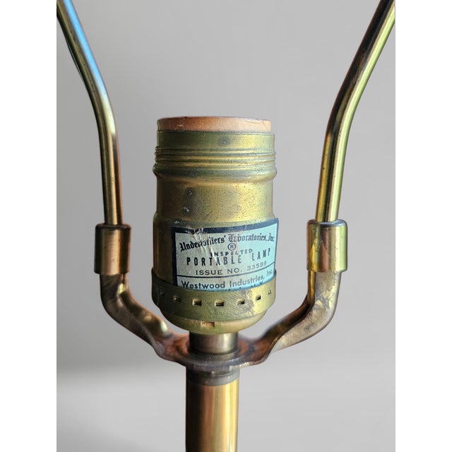 1950s 1950s Tony Paul Brass and Walnut Table Lamps for Westwood Industries, Attributed - Set of 2 For Sale - Image 5 of 5