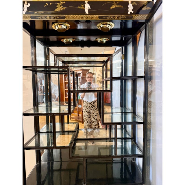 Chinoiserie Chinese Chinoiserie Style Black Lacquer and Mother-of-Pearl China Display Cabinet For Sale - Image 3 of 7