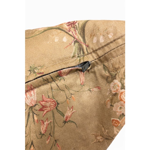 Mid-Century Modern Claire Brody Designs Style 20” Pillow Cover– Mid-Century Deadstock Chintz Floral For Sale - Image 3 of 4