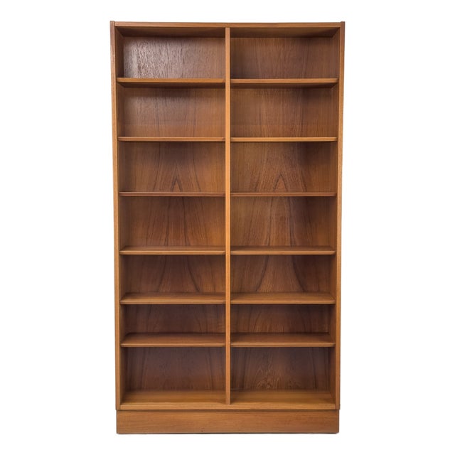 Large Vintage Teak Bookcase by Carlo Jensen for Hundevad & Co., 1960s For Sale