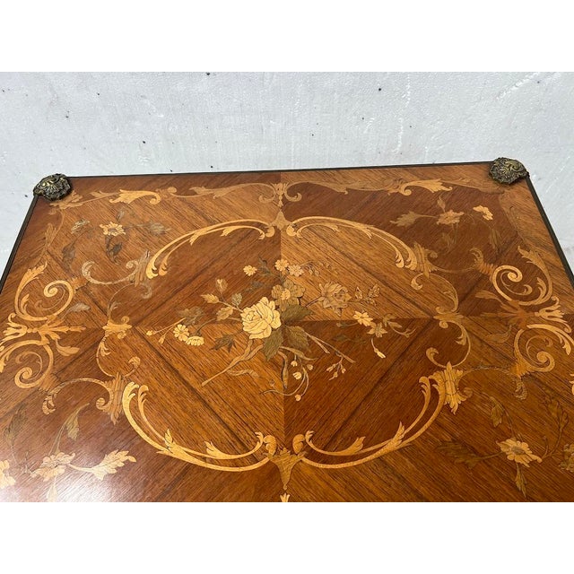 Louis XV Style Games Table with Marquetry Decoration, 20th Century For Sale - Image 9 of 15