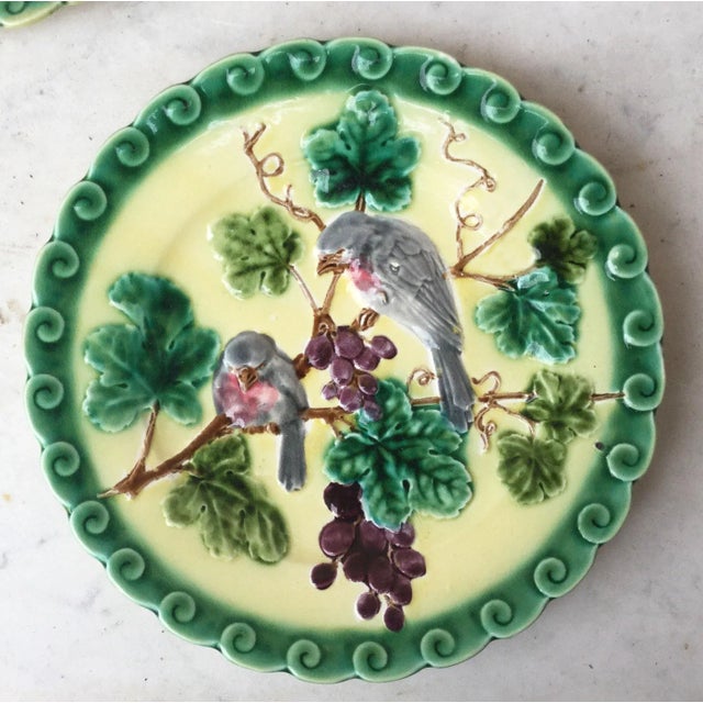 Late 19th Century 1880 Majolica Birds With Grapes Sarreguemines Plate For Sale - Image 5 of 7