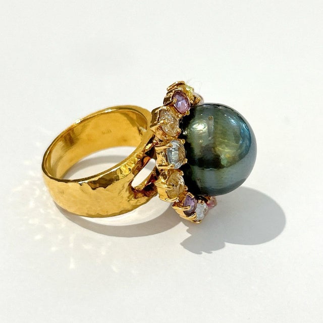 Baroque Bochic "Orient" Tahiti Pearl & Multi Color Sapphire Ring Set 18K Gold & Silver For Sale - Image 3 of 18