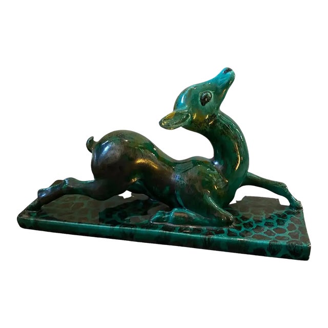 1930s Egisto Fantechi Art Deco Green Ceramic Italian Sculpture of a Fawn For Sale