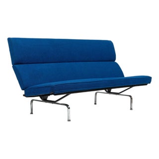 Mid Century Blue Sofa Compact by Eames for Herman Miller 1970s For Sale