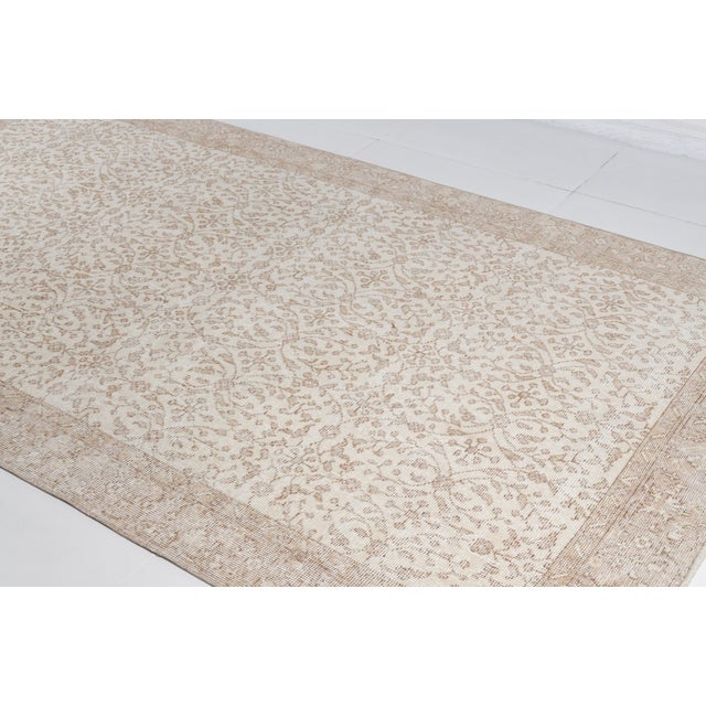 Mid 20th Century Neutral Modern Farmhouse Rug For Sale - Image 10 of 10
